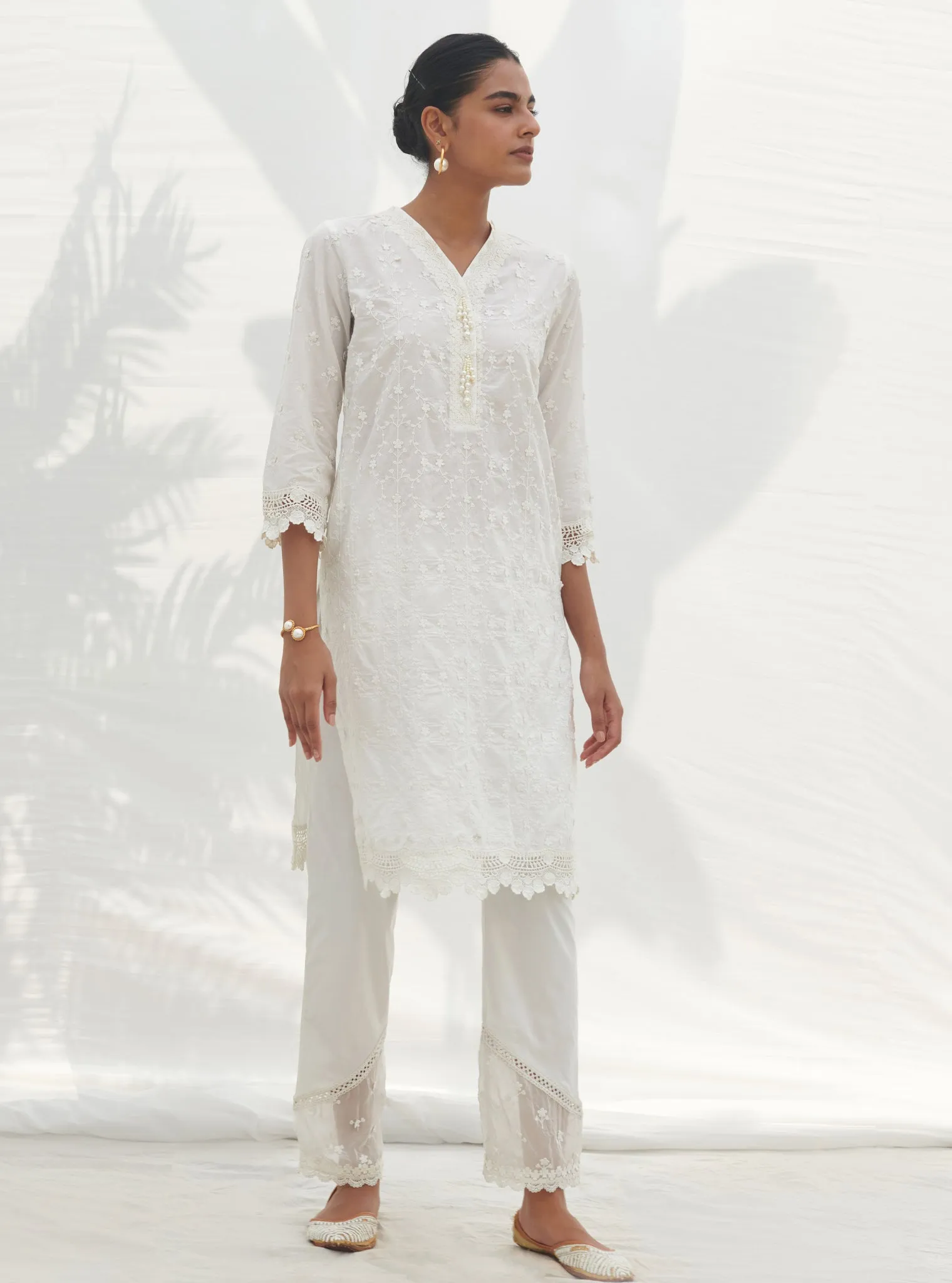 Mulmul Cotton Veliena White Kurta With Mulmul Cotton Applique Organza Panel White pant