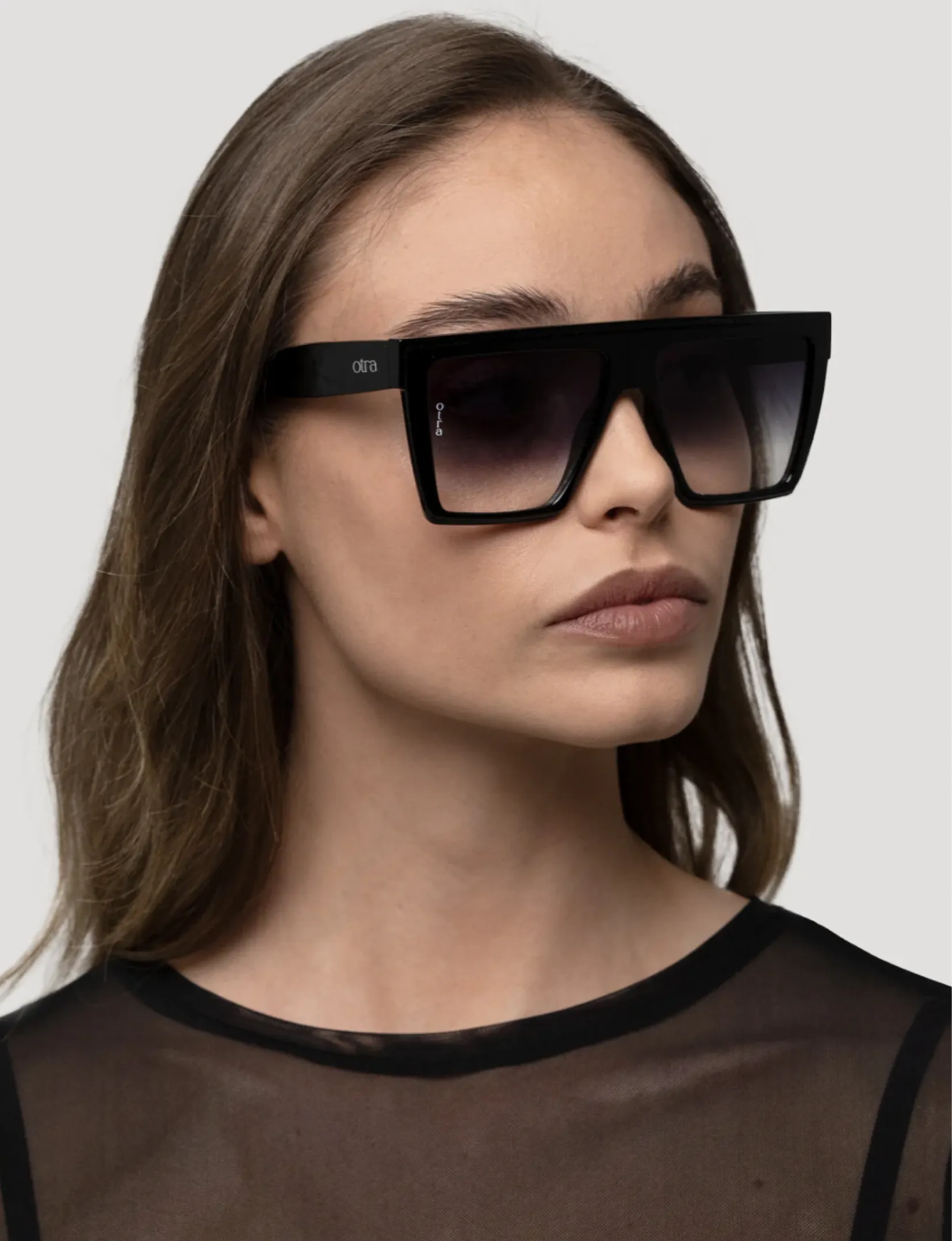 Ollie Sunglasses, Black/Smoke